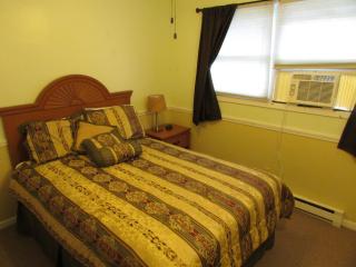 The Lake George Inn - Lake George - 5