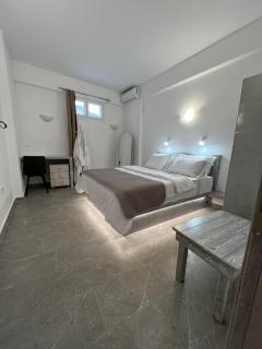 Andreas Studio - Perissa - 6