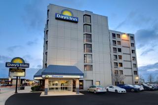 Days Inn by Wyndham Niagara Falls Near The Falls - Niagara Falls - 0