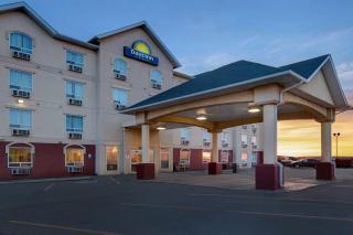 Days Inn by Wyndham Dawson Creek - 0