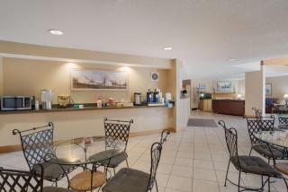 SureStay Plus Hotel by Best Western Elizabethtown Hershey - Elizabethtown - 1
