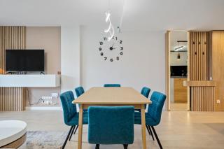 Magical 2BR Condo in the Heart of Cambrils - 4