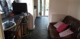 Green Village Guest House - Near Manchester Airport - Sale - 2