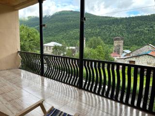 Jachvliani Guest House - Mestia - 9