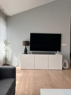 Beautiful 3 bedroom modern house with patio - Reikiavik - 2