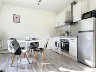 Charmant appartement avec terrasse parking - Ispagnac - 9