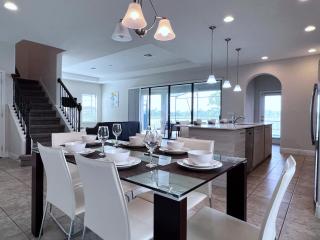 Balmoral Resort-192KB home - Haines City - 2