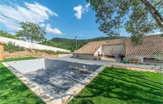 Stunning Home In Pardailhan - 3
