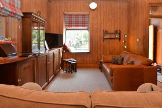 Cairnbaan House - 3