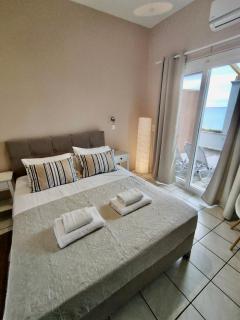 Nereides Apartments - Agios Gordios - 1