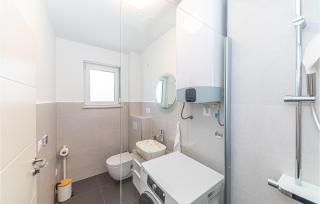 Nice Apartment In Kastel Novi With Wifi - 3