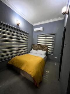 Grays Suite Cozy mini flat by Jaynice Homes - Iranla - 6