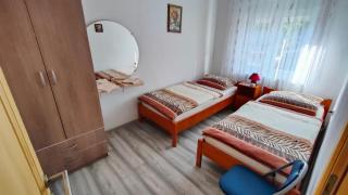 Apartment Tina Gračac - Gračac - 2