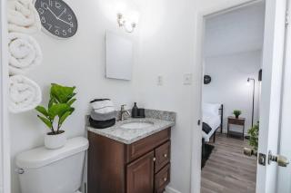 Opuluxe Luxe Dream Duluth Home Sleeps 10 - Duluth - 7