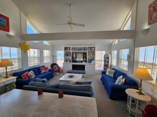 Mack & DD's - Dauphin Island - 2