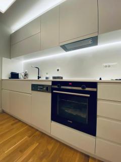 Acropolis Residence #Rooftop#360-Degree City Views #Unoblu - 3