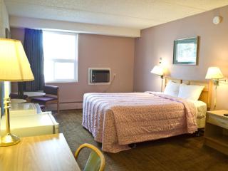 Blue Bird Hotel - Melfort - 1