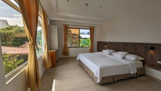 Lava House Hostal - 3