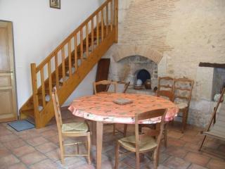 Gîte de charme 17ème s. avec jardin clos, proche forêt et Aubeterre, internet fibre, animaux OK - FR-1-653-42 - Saint-Romain - 8