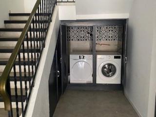 Charmant studio rénové avec terrasse, clim, et WIFI à 50m des Thermes - idéal pour curistes - FR-1-703-157 - 1