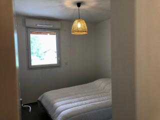 Appartement moderne avec terrasse et parking privé - 3