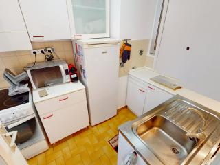 Studio climatisé avec terrasse au calme, centre de Menton, proche plages et commerces - FR-1-196-335 - 6