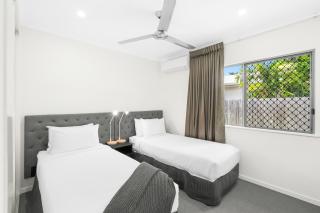 Blue Lagoon Villas - Trinity Beach - 5
