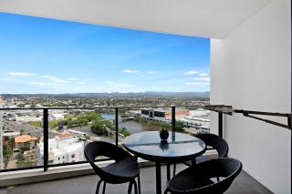 Sierra Grand Broadbeach - Self Contained & Privately Managed Apartments - Gold Coast - 1