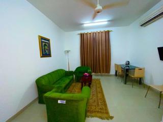 Savoy Inn Hotel Apartments - 4