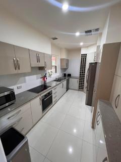 West Beach House 4U - Henley Beach South - 8