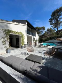 Arty Provence, piscine chauffée - Saint-Étienne-du-Grès - 8