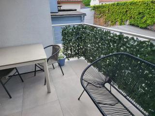 Top ausgestattetes drei Zimmer Apartment mit großer Sonnenterrasse - Wolmirstedt - 2