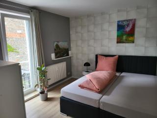 Top ausgestattetes drei Zimmer Apartment mit großer Sonnenterrasse - Wolmirstedt - 1