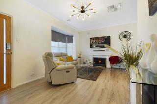 West Beach House 4U - Henley Beach South - 0