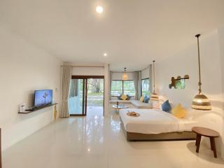 Issara Beach Resort Beachfront - Sichon - 3