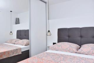 Apartment Šimun - brand new, private parking - 4