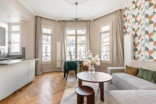 Luxurious Flat Rue de la Pompe - 6