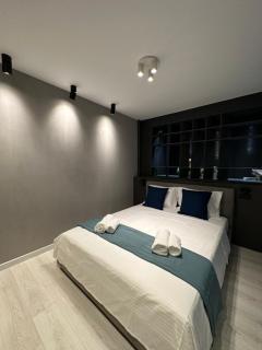 Luxury by Magic Apartments - Bucharest - 8
