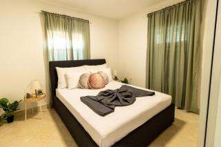 LUXURY STYLISH APARTMENT BURE - 3