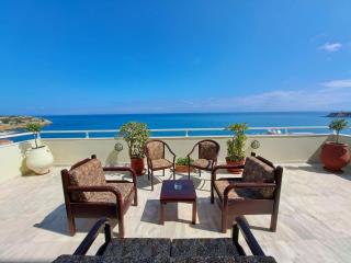 Seaview Flora's Luxury Apartment - Retimno - 0