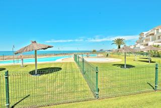 On Beach Deluxe Apartment with Pools and own Garden - 4