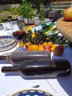 Emarmene Wine & Vineyard Retreat - 0