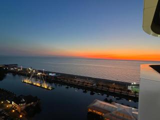 Batumi Black Sea Apartment - Batoemi - 9