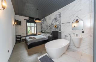 Apart Hotel on Zoloti vorota - Kyiv - 6