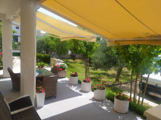 Apartmani Trubi 2 - Vodice - 0