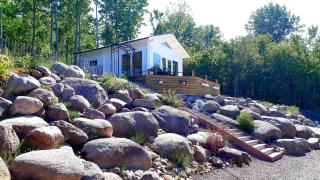 Loft-Sleeps5-Parking-Spa-LakeViews-PetFriendly - Finnerödja - 3