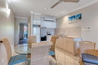 Magnificent 2 bed unit in heart of Port Douglas - Port Douglas - 4