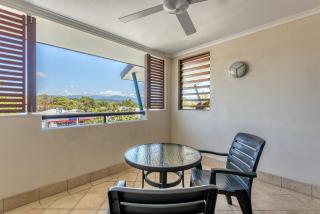 Magnificent 2 bed unit in heart of Port Douglas - Port Douglas - 1