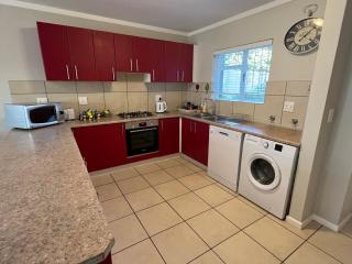 Beautiful 3 Bedroom Ground floor apartment - 66 Santini Village - Plettenbergbaai - 4