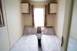 Manor Park Hunstanton pets go free Linen Included - 2